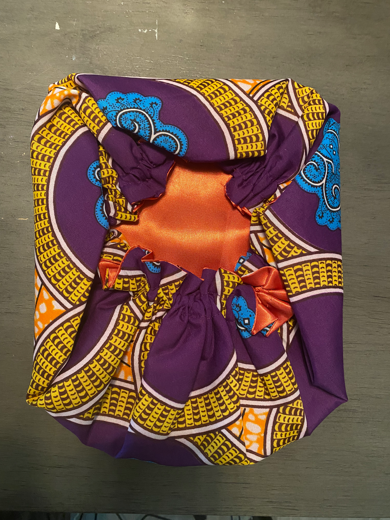 AFRICAN PATTERN AND SILK BONNETS