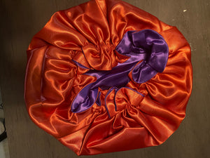 REVERSIBLE SILK BONNETS